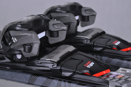 NARTY UŻYWANE VOLKL FLAIR 7.2 21/22 + FDT 10 151 cm NRC1159