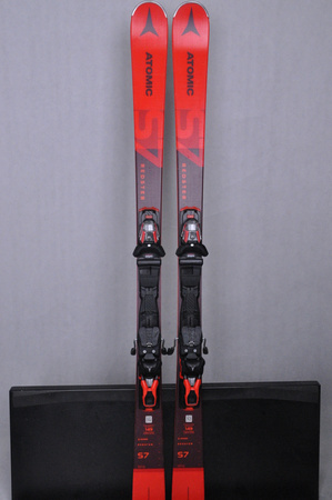 NARTY UŻYWANE ATOMIC REDSTER S7 + M12 GW 22/23 149 cm NRC711