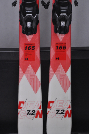 NARTY UŻYWANE VOLKL DEACON 7.2 + FTD 10 21/22 165 cm NRC1105