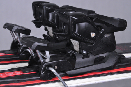 NARTY UŻYWANE HEAD SUPERSHAPE ERALLY + PRD12 24/25 170 cm NRC519