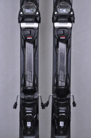NARTY UŻYWANE VOLKL RACETIGER SRC + Motion 10 24/25 163 cm NRC216