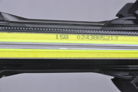 NARTY UŻYWANE VOLKL RACETIGER SC 24/25 + VMotion 12 158 cm NRC825