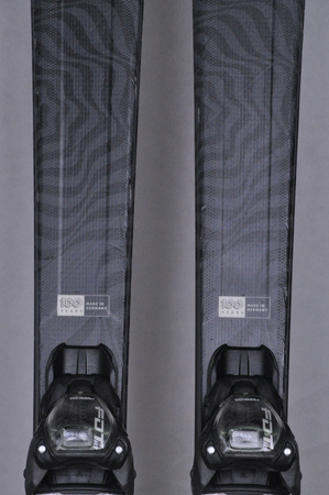 NARTY UŻYWANE VOLKL FLAIR 7.2 21/22 + FDT 10 158 cm NRC1171