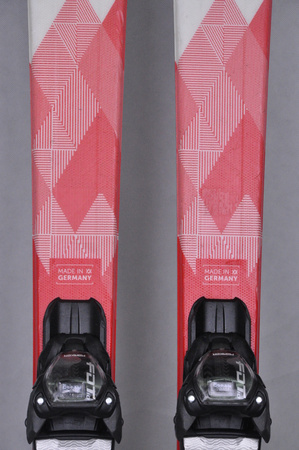 NARTY UŻYWANE VOLKL DEACON 7.2 + FTD 10 21/22 158 cm NRC1115