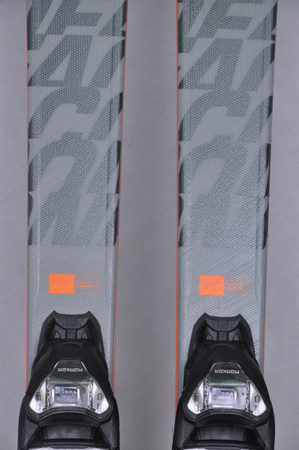 NARTY UŻYWANE VOLKL DEACON 75 + Motion 12 23/24 175 cm NRC135