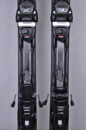 NARTY UŻYWANE VOLKL RACETIGER SRC + Motion 10 24/25 163 cm NRC213