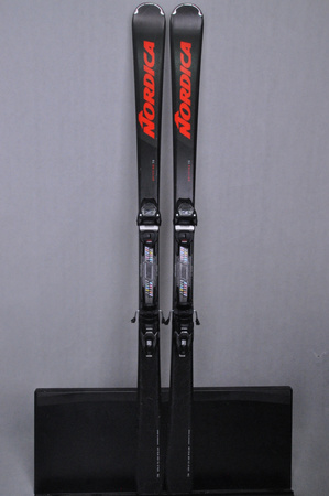 NARTY UŻYWANE NORDICA SPITFIRE 73 24/25 + Marker TP2 10 174 cm NRC906