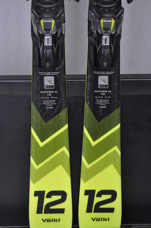 NARTY UŻYWANE VOLKL RACETIGER SC 24/25 + VMotion 12 158 cm NRC819