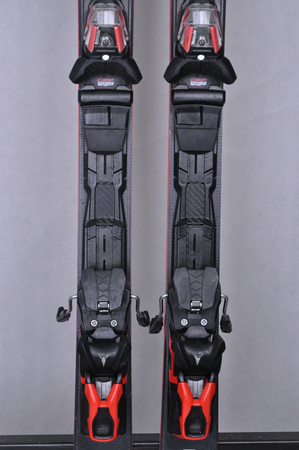 NARTY UŻYWANE ATOMIC REDSTER STI + M 12 22/23 163 cm NRC603