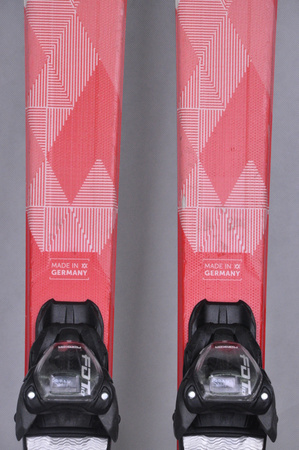 NARTY UŻYWANE VOLKL DEACON 7.2 + FTD 10 21/22 165 cm NRC1104