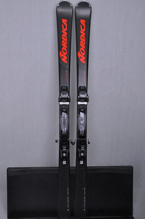 NARTY UŻYWANE NORDICA SPITFIRE 73 24/25 + Marker TP2 10 156 cm NRC870