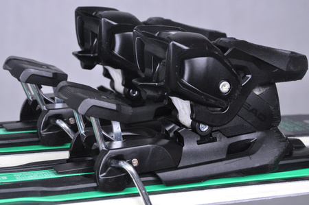 NARTY UŻYWANE HEAD SUPERSHAPE E. MAGNUM + Head PRD12 24/25 177 cm NRC538