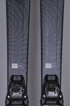 NARTY UŻYWANE VOLKL FLAIR 7.2 21/22 + FDT 10 151 cm NRC1159