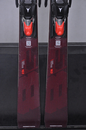 NARTY UŻYWANE ATOMIC REDSTER S8 + X12 GW 24/25 163 cm NRC162