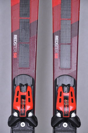 NARTY UŻYWANE ATOMIC REDSTER S8 + X12 GW 24/25 152 cm NRC150