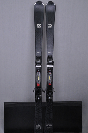 NARTY UŻYWANE VOLKL FLAIR 7.2 21/22 + FDT 10 151 cm NRC1161