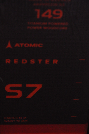 NARTY UŻYWANE ATOMIC REDSTER S7 + M12 GW 22/23 149 cm NRC710