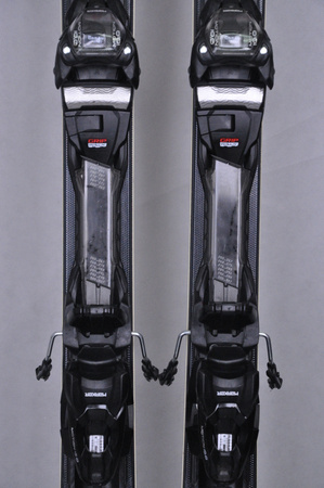 NARTY UŻYWANE VOLKL RACETIGER SRC + Motion 10 24/25 168 cm NRC220