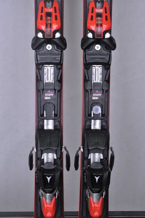 NARTY UŻYWANE ATOMIC REDSTER S8 + X12 GW 23/24 156 cm NRC142