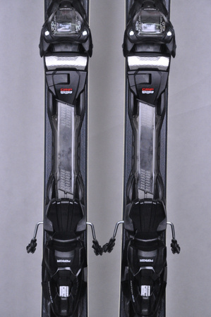 NARTY UŻYWANE VOLKL RACETIGER SRC + Motion 10 24/25 168 cm NRC551