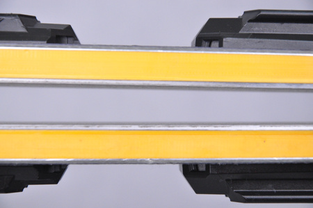 NARTY UŻYWANE REDSTER Q5 + M10 22/23 154 cm NRC589