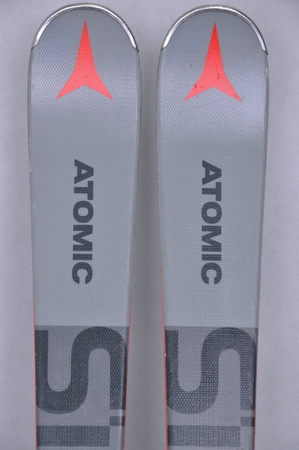 NARTY UŻYWANE ATOMIC REDSTER STI + M 12 22/23 156 cm NRC602