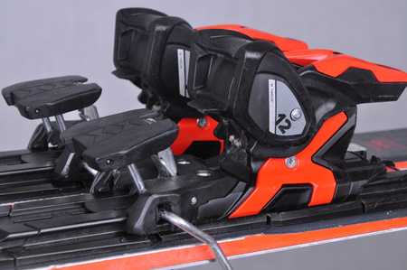 NARTY UŻYWANE ATOMIC REDSTER STI + M 12 22/23 170 cm NRC604