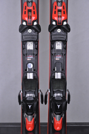 NARTY UŻYWANE ATOMIC REDSTER S8 + X12 GW 23/24 149 cm NRC141