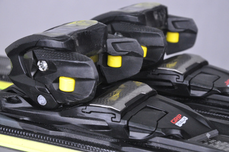 NARTY UŻYWANE VOLKL RACETIGER SC 24/25 + VMotion 12 172 cm NRC834