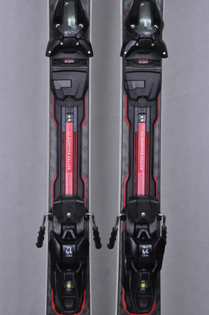 NARTY UŻYWANE HEAD SUPERSHAPE ERALLY + PRD12 24/25 177 cm NRC522