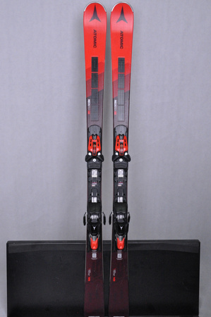 NARTY UŻYWANE ATOMIC REDSTER S8 + X12 GW 24/25 149 cm NRC149