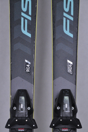 NARTY UŻYWANE FISCHER RC4 PWR 23/24 + RS10 165 cm NRC793