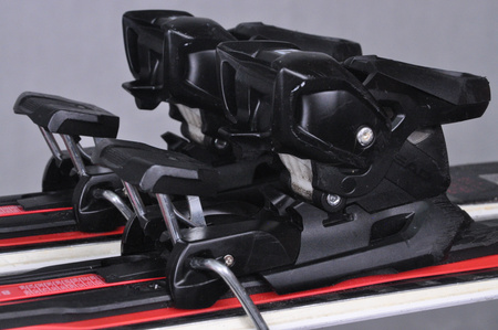 NARTY UŻYWANE HEAD SUPERSHAPE ERALLY + PRD12 24/25 170 cm NRC516
