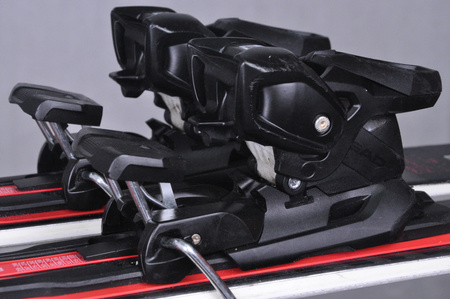 NARTY UŻYWANE HEAD SUPERSHAPE ERALLY + PRD12 24/25 156 cm NRC507