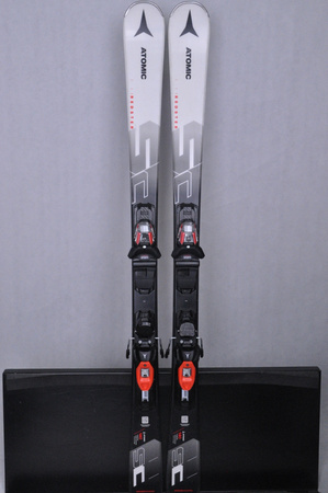 NARTY UŻYWANE ATOMIC REDSTER SC + M10 23/24 140 cm NRC457