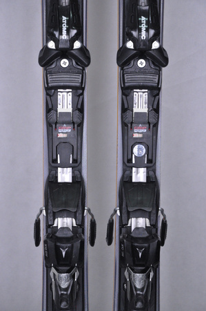 NARTY UŻYWANE REDSTER Q9 + X12 22/23 160 cm NRC584
