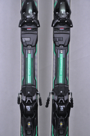 NARTY UŻYWANE HEAD SUPERSHAPE E. MAGNUM + Head PRD12 24/25 177 cm NRC538