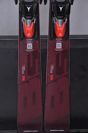 NARTY UŻYWANE ATOMIC REDSTER S8 + X12 GW 23/24 156 cm NRC681