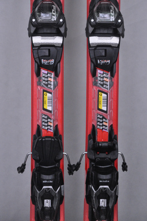 NARTY UŻYWANE VOLKL DEACON 7.2 + FTD 10 21/22 151 cm NRC1141