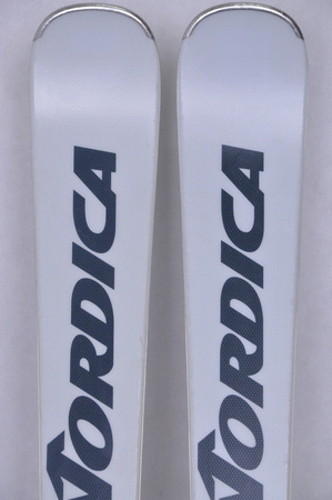 NARTY UŻYWANE NORDICA SPITFIRE CA 24/25 + Marker TP2 10 162 cm NRC633