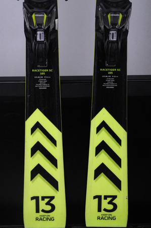 NARTY UŻYWANE VOLKL RACETIGER SC 23/24 + VMotion 12 165 cm NRB244