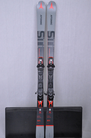 NARTY UŻYWANE ATOMIC REDSTER STI + M 12 22/23 163 cm NRC603