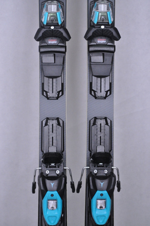 NARTY UŻYWANE ATOMIC REDSTER X5 + Atomic M10 GW 24/25 175 cm NRC322