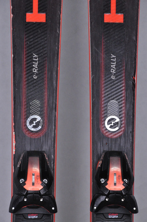 NARTY UŻYWANE HEAD SUPERSHAPE ERALLY + PRD12 23/24 163 cm NRC526