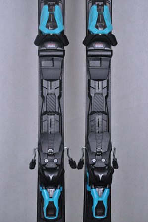 NARTY UŻYWANE ATOMIC REDSTER X7 + Atomic MI12 GW 24/25 176 cm NRC286