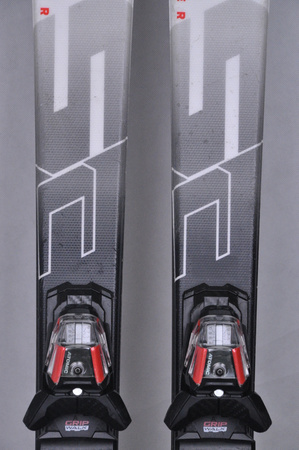 NARTY UŻYWANE ATOMIC REDSTER SC + M10 23/24 154 cm NRC476