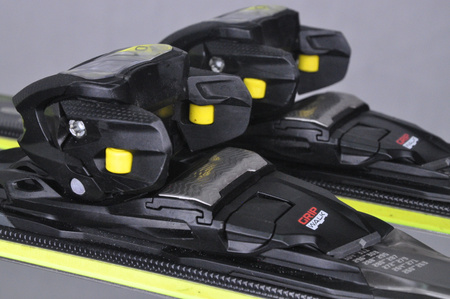 NARTY UŻYWANE VOLKL RACETIGER SC 24/25 + VMotion 12 153 cm NRC841