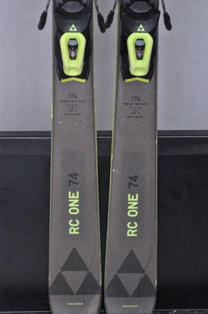 NARTY UŻYWANE FISCHER RC ONE 74 22/23 + RS10 174 cm NRC1026