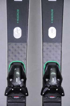 NARTY UŻYWANE HEAD SUPERSHAPE E. MAGNUM + Head PRD12 24/5 156 cm NRC257