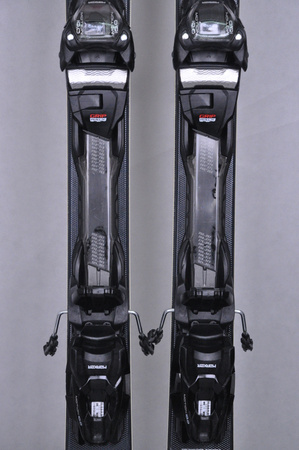 NARTY UŻYWANE VOLKL RACETIGER SRC + Motion 10 24/25 163 cm NRC211